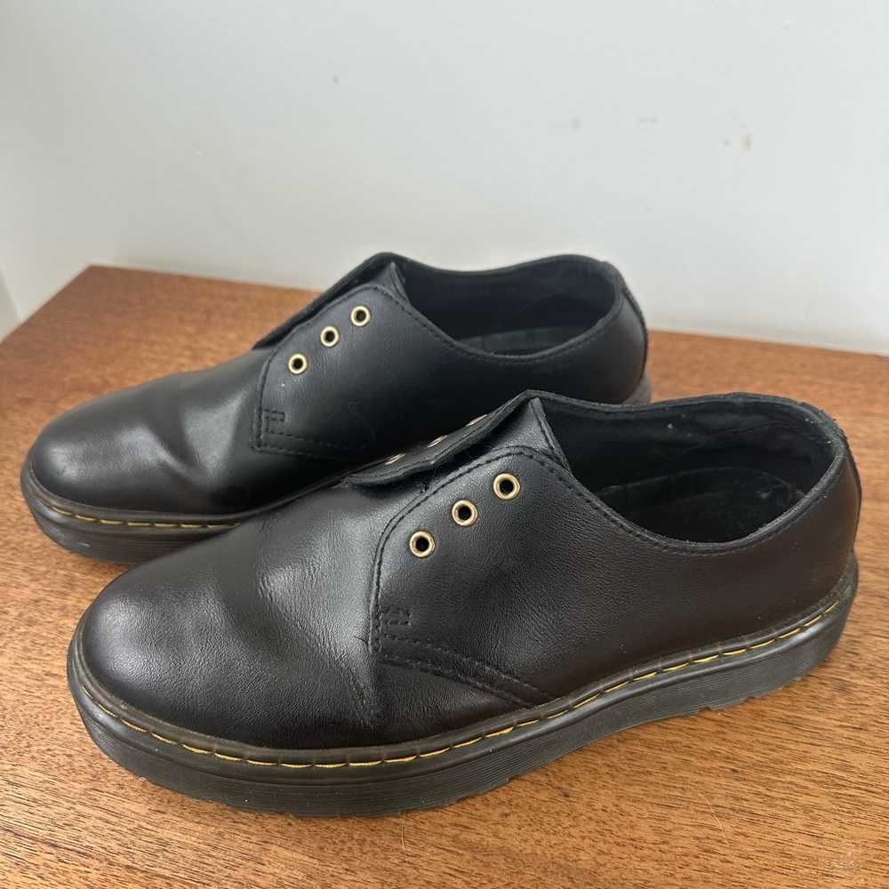 Classic Dr. Martens Zavala Lo - black  Leather oxfords - women’s 8, men’s 7 - Picture 5 of 11